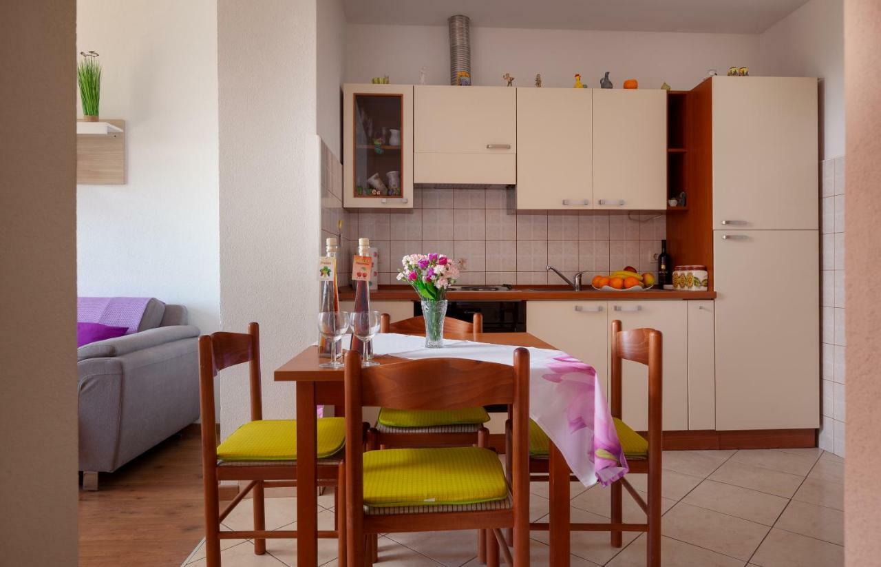 Apartmani Anja Макарска Экстерьер фото